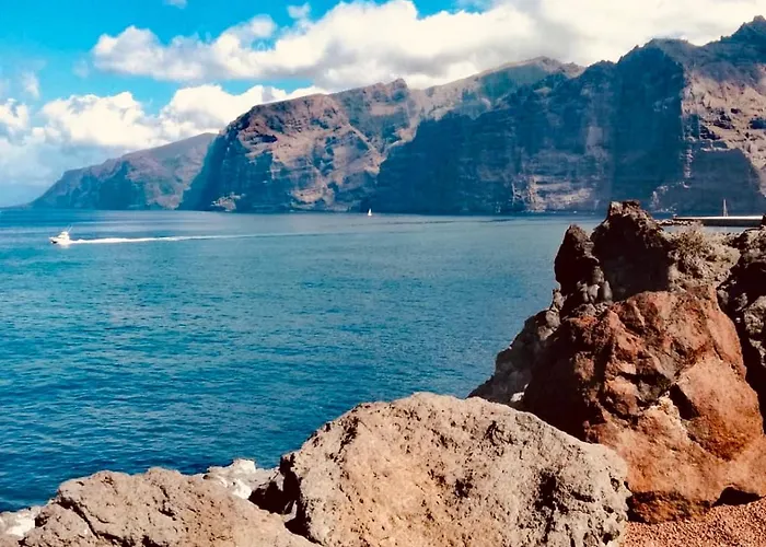 Casa Hugo - Ocean View, Quiet Pool, Fibre Net, Gigantes Apartment