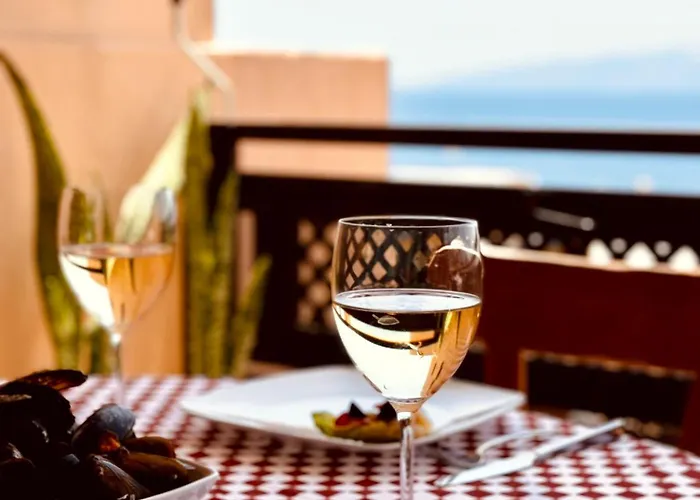 Casa Hugo - Ocean View, Quiet Pool, Fibre Net, Gigantes Apartamento Puerto de Santiago (Tenerife)