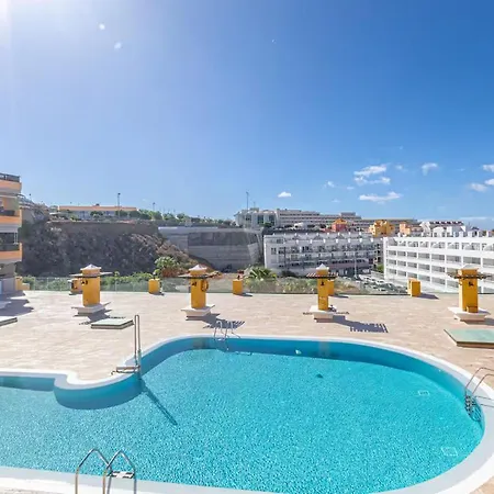 Casa Hugo - Ocean View, Quiet Pool, Fibre Net, Gigantes Daire