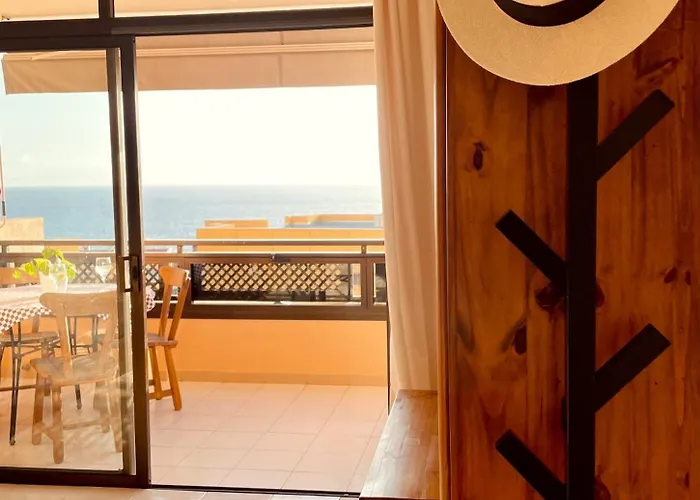 Casa Hugo - Ocean View, Quiet Pool, Fibre Net, Gigantes Apartment Puerto de Santiago (Tenerife)